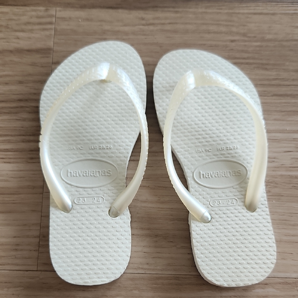 Havaianas Kids Cream Flip Flops